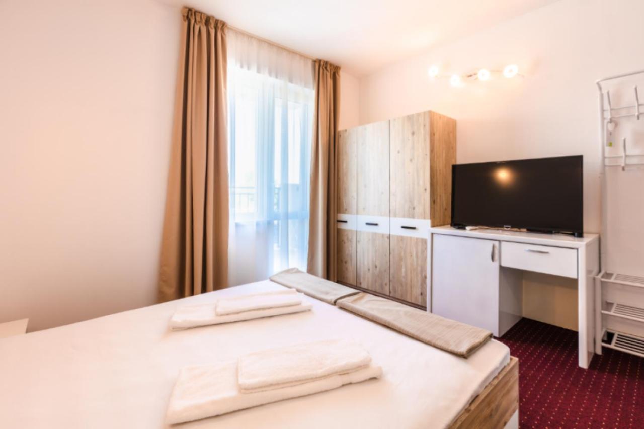 Guest House Theona Obzor Exterior photo