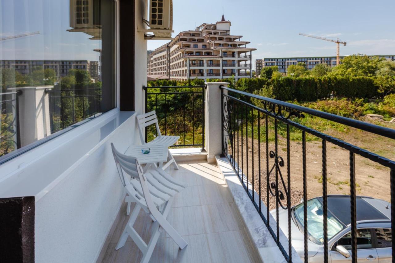 Guest House Theona Obzor Exterior photo