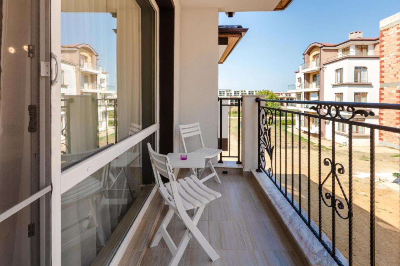 Guest House Theona Obzor Exterior photo